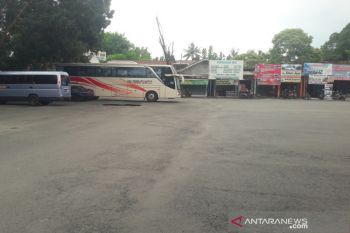 Terminal Jombor Sleman lengang pada H-3 Lebaran 2020