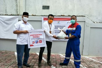 Pertamina-Sinergi BUMN salurkan 3.894 paket bantuan COVID-19