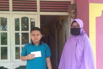PW Salimah Sumbar bagikan paket Ramadhan untuk anak yatim
