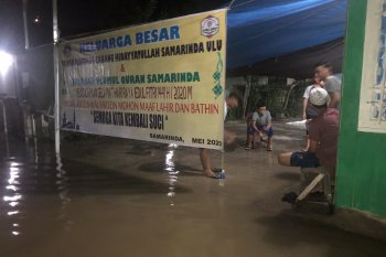 Samarinda dikepung banjir di malam Lebaran
