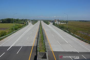 Tol Jombang sepi