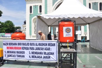 Tetap gelar salat Id di tengah pandemi COVID-19