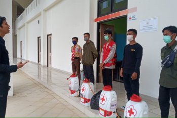 Semangat Pramuka dan PMI di Natuna sambut Idul Fitri di tengah pandemi