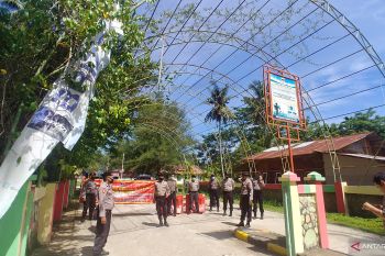 Antisipasi warga yang hendak berwisata, Polresta Padang pantau  Pantai Air Manis