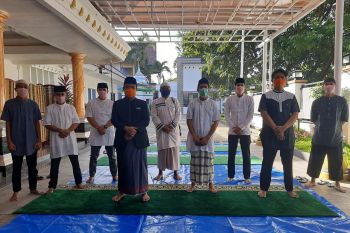 Wagub Sulsel jadi imam dan khatib shalat Idul Fitri di rumah