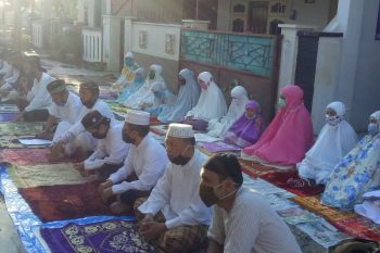 Khatib: Saling menguatkan hadapi wabah COVID-19