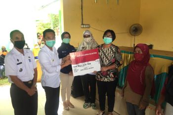 197 warga Sigi  terima Kartu keluarga Sejahtera