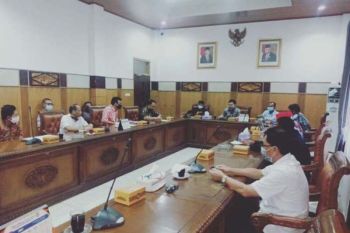 DPRD OKU soroti beras bansos bau busuk