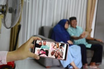 Warga Pekanbaru gelar silaturahim Idul Fitri sesuai prokes