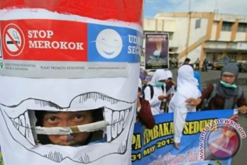 Guru Besar UGM: Pandemi COVID-19 momentum tepat perokok berhenti merokok
