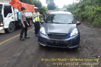 Petugas Gabungan Dirikan Posko Cek Poin di Pintu Keluar Masuk Pelabuhan (Video)