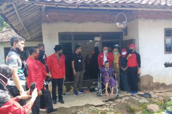 Peringati Bulan Bung Karno,  PDIP gelar bhakti sosial dan napak tilas