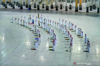 Masjid di Arab Saudi dibuka
