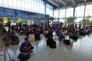 Penumpang melalui Pelabuhan Bakauheni menuju Merak capai 4.492 orang