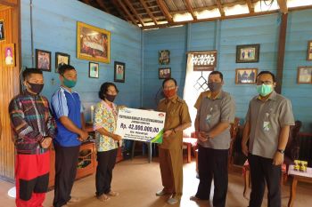 BPJAMSOSTEK Palangka Raya salurkan JKM buruh harian lepas