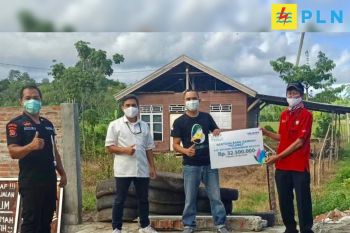 PLN bantu pengelola bank sampah lestarikan lingkungan di Bolsel