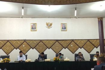 DPRD apresiasi realisasi pendapatan daerah Kota Padang 2019 capai 87,29 persen