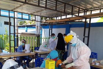 Seorang dokter RSUD Chasan Boesoerie di Ternate positif COVID-19