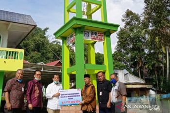 Bank BRI Cabang Solok bantu pembangunan menara masjid Al- Muqaddimin