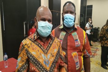 Jadi target KKB, Bupati Intan Jaya akui sering di luar daerah