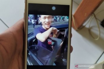 Soal Ferdian Paleka "masih betah dipenjara", pengacara: itu candaan