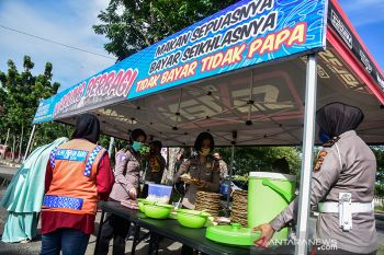 Dermawan buka "Warung Berbagi" dan tidak wajib bayar