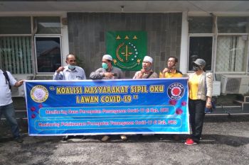 Koalisi Masyarakat COVID-19 OKU laporkan dugaan korupsi dana bansos