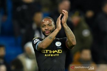 Manchester City  gilas Arsenal  3-0