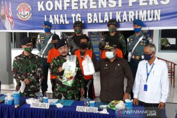 Lanal Karimun tangkap penyelundup 2 kg sabu menyamar jadi nelayan
