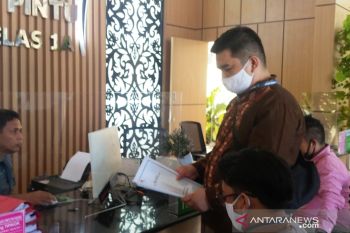 Besok, sidang perdana Muzni Zakaria