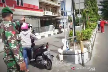 Warga Sampit tidak pakai masker dipaksa balik arah