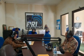 KPK ajak masyarakat kawal Bansos COVID-19