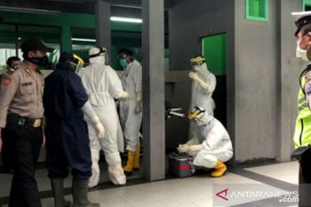 Sempat dievakuasi sesuai protap COVID-19, PNS tewas di Pekanbaru dimakamkan keluarga