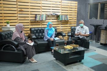 Anggota DPR RI ajak masyarakat peduli bahaya limbah medis COVID-19