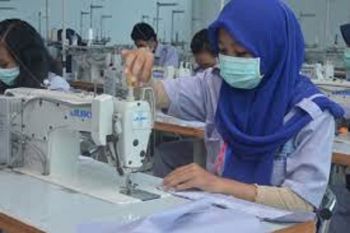 Peneliti: Berikan stimulus pajak hanya ke industri yang tak lakukan PHK
