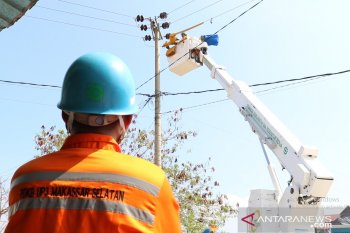 PLN padamkan 70 gardu listrik di Jeneponto dan Bantaeng akibat banjir