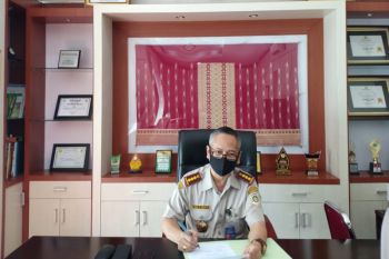 Produk impor tak layak, Karantina Padang layangkan  surat ketidaksesuaian produk pada 10 negara