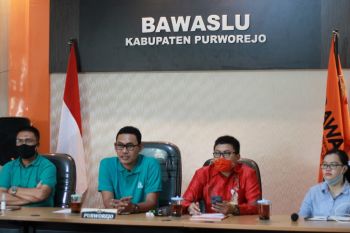 Bawaslu Purworejo mengaktifkan lagi pengawas ad hoc