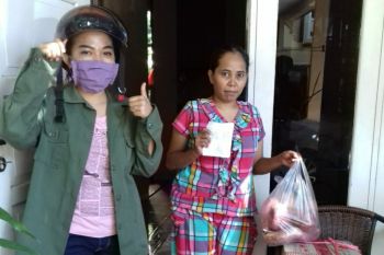 TP PKK Makassar dorong warga belanja daring di pasar tradisional
