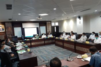 DPRD Sumbar minta PLN sosialisasikan penyebab kenaikan tagihan listrik