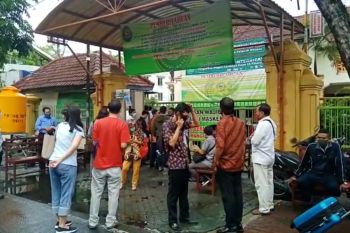 Sidang di  PN Surabaya ditunda karena Panitera  terjangkit  COVID-19