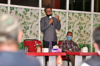 Gubernur Sulsel ajak milenial bersatu lawan COVID-19