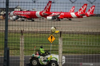 Era normal baru, penumpang maskapai AirAsia hanya boleh bawa satu tas jinjing ke kabin