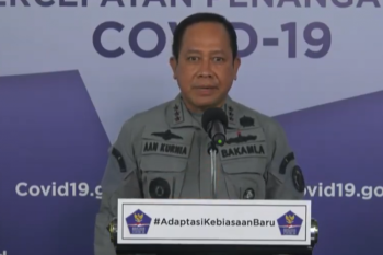 Badan Keamanan Laut-BNPB luncurkan buku panduan penanganan COVID-19 di laut