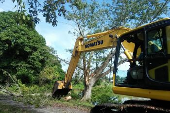 Kegiatan TMMD Kabupaten Ogan Ilir bantu warga bangun jalan di kawasan rawa