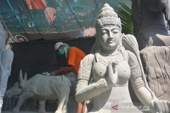 Perajin patung Trowulan