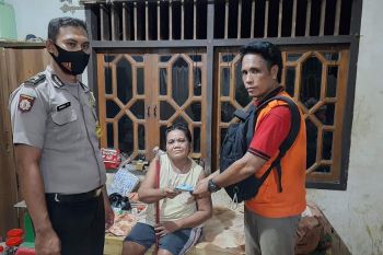 Warga Mulengen Terima  Bantuan, Karoles Pesan Manfaatkan Dengan Baik