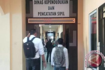 Layanan KTP-el di Karimun dihentikan sementara