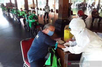 DKK Surakarta gelar tes cepat tukang ojek cegah COVID-19