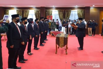 Gubernur lantik tujuh anggota KPID Sultra periode 2020-2023